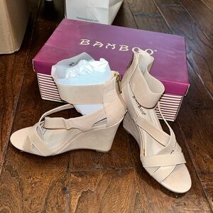 Bamboo Nude Strappy Wedge Sandals Sz 7.5